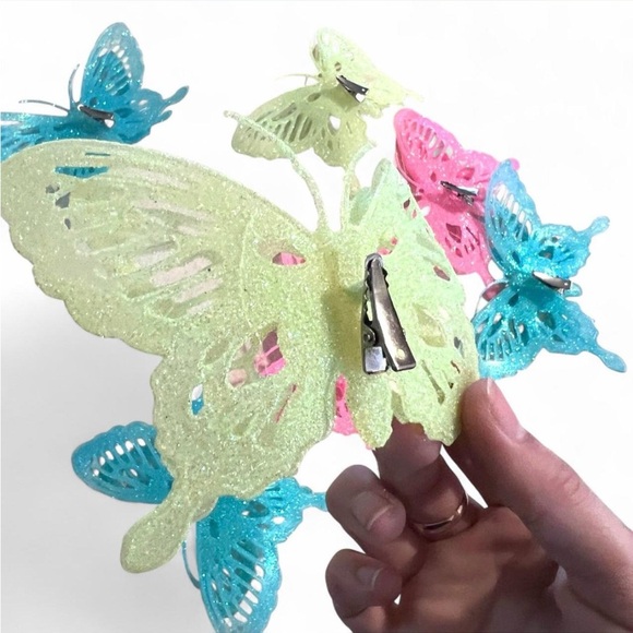 Set of 9 Colorful Sparkly Butterfly Clips - Picture 6 of 8